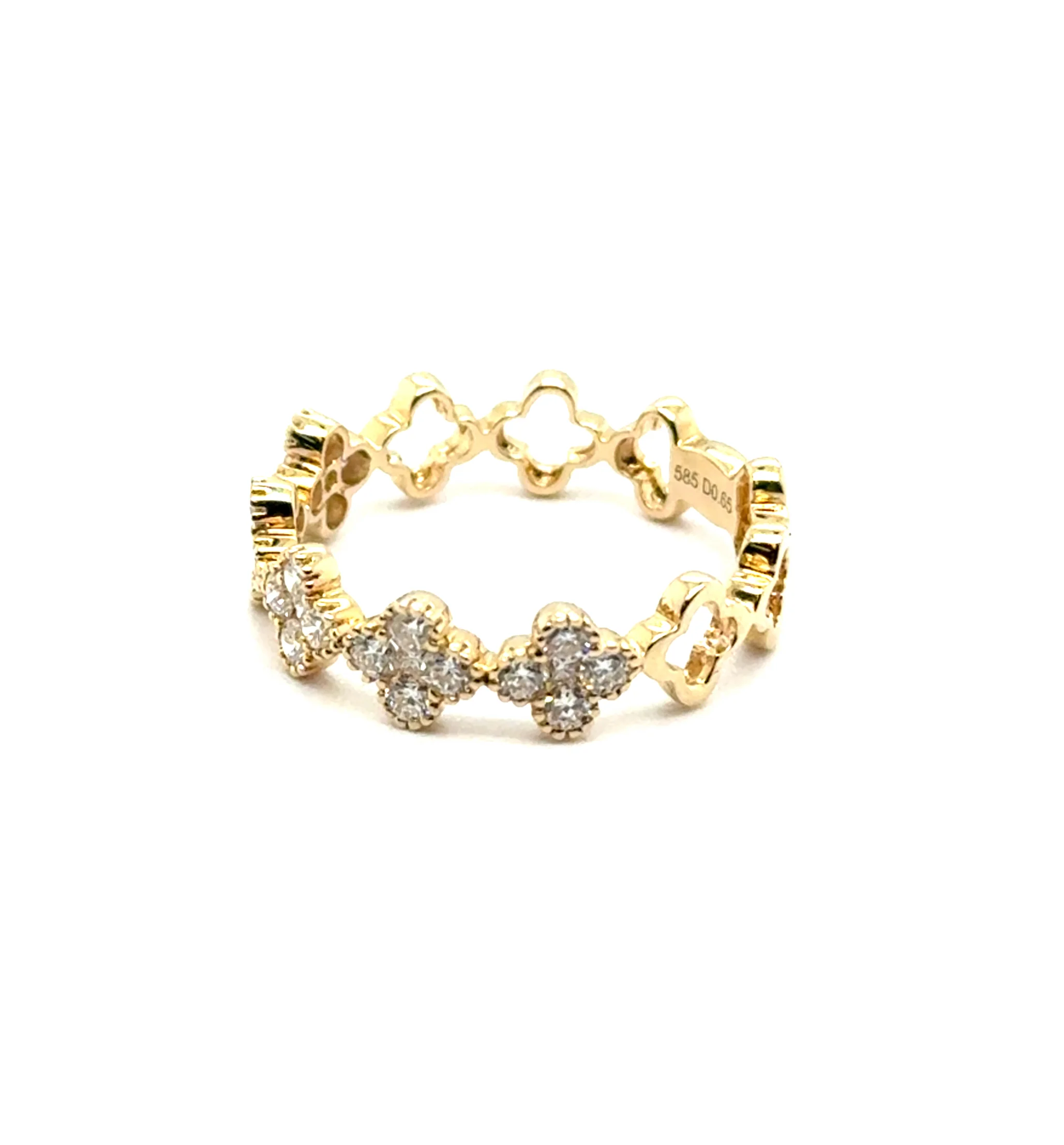 0.65 Ctw 14Kt Yellow Gold Clover Design Diamond Fashion Band - Image 2