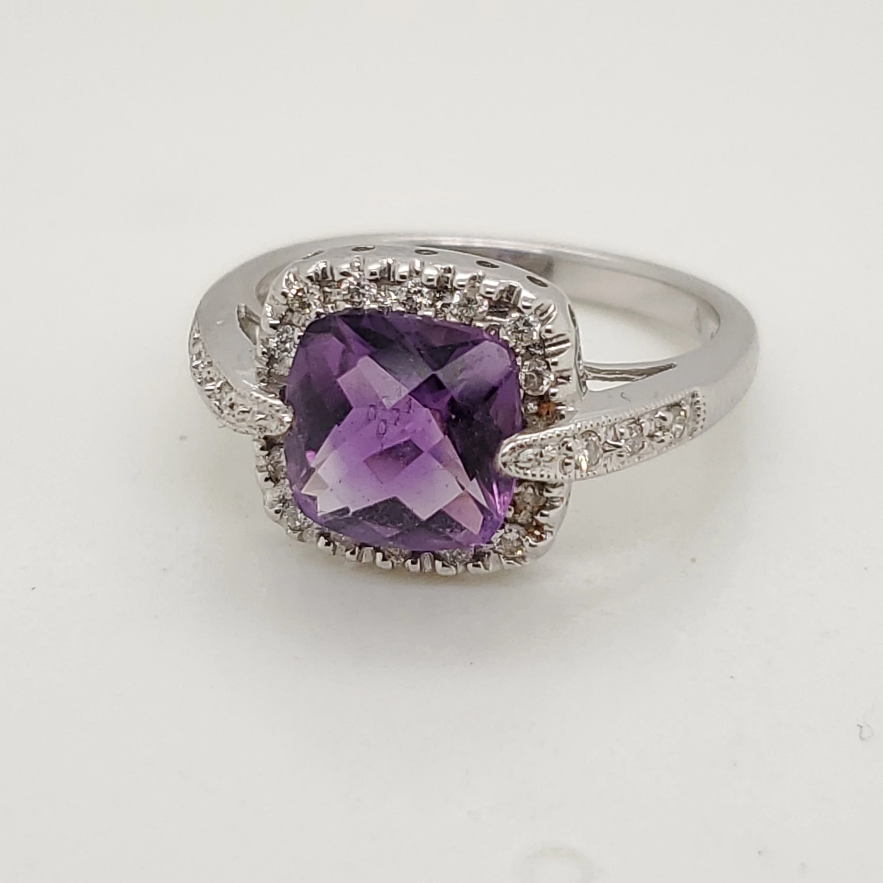 14kt White Gold Amethyst and Diamond Ring