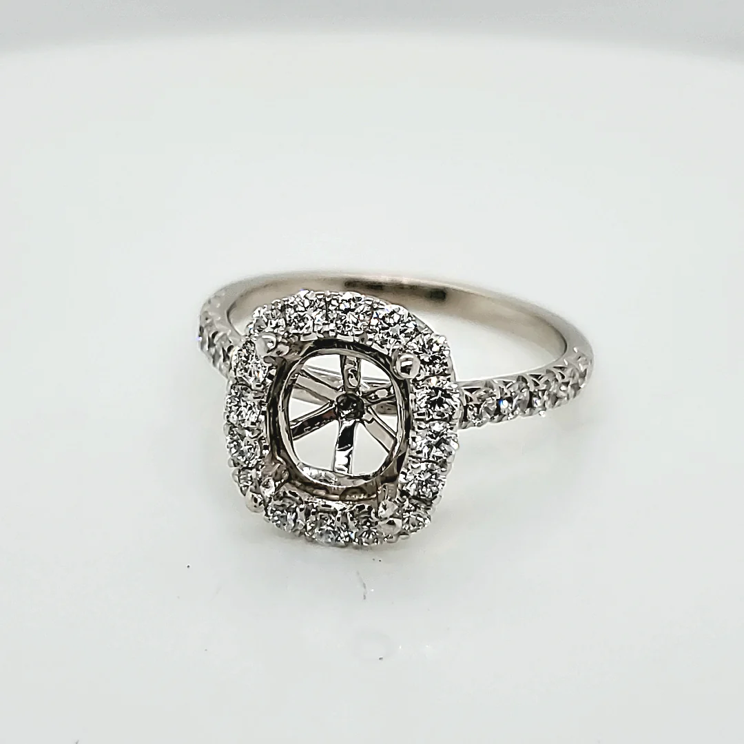14kt White Gold Diamond Engagement Ring Mounting
