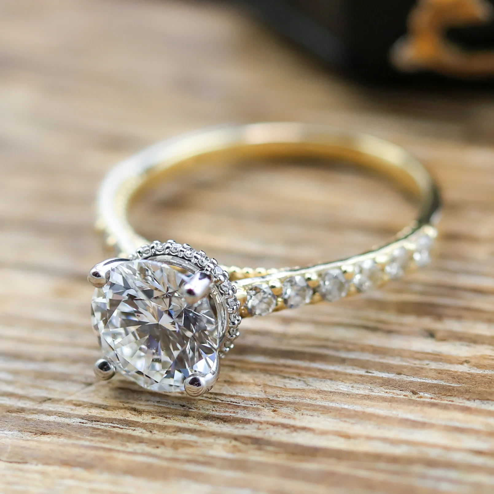 14kt Yellow Gold 1.81 Carat Round, Brilliant Cut Diamond Engagement Ring - Image 5
