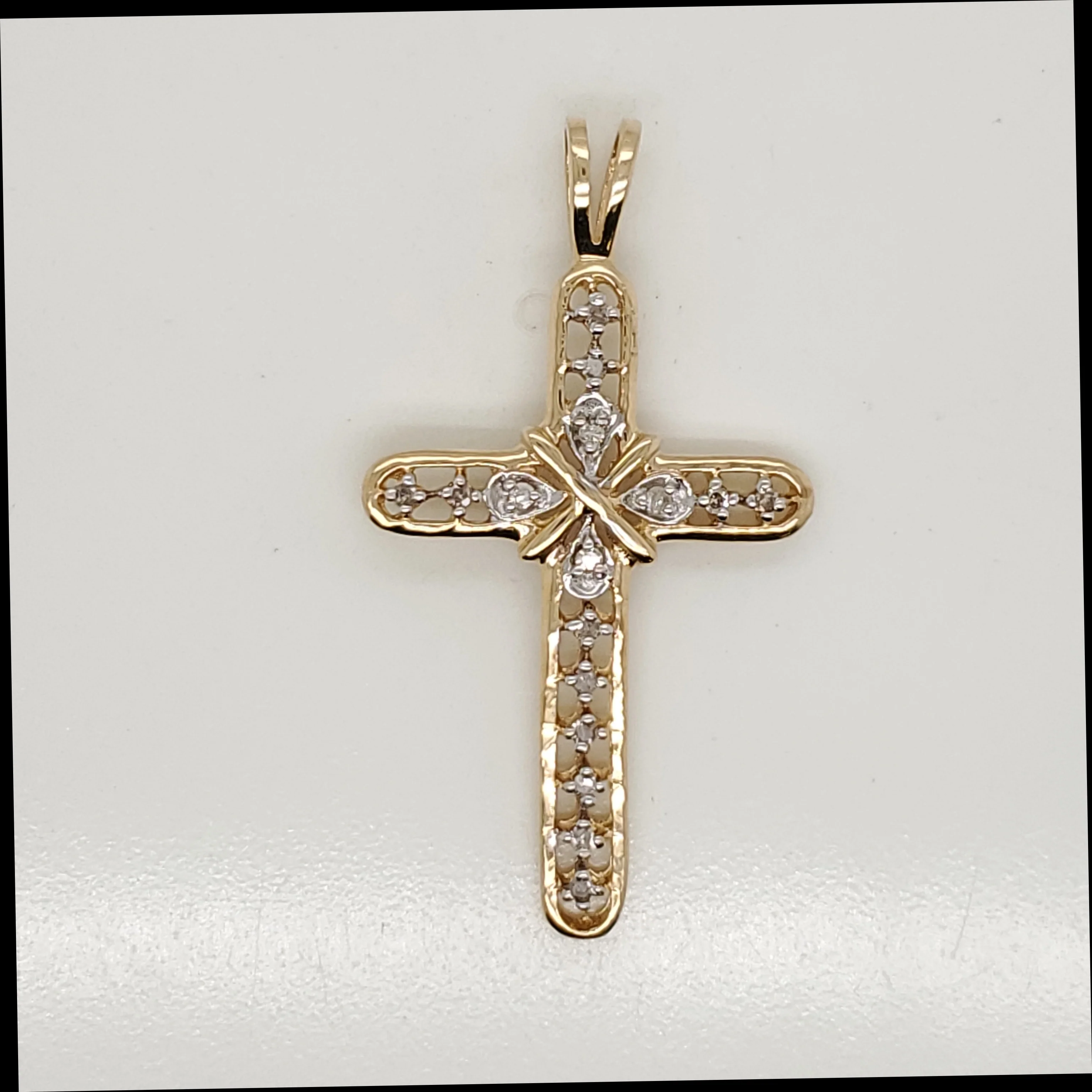 14kt Yellow Gold and Diamond Filigree Cross Pendant