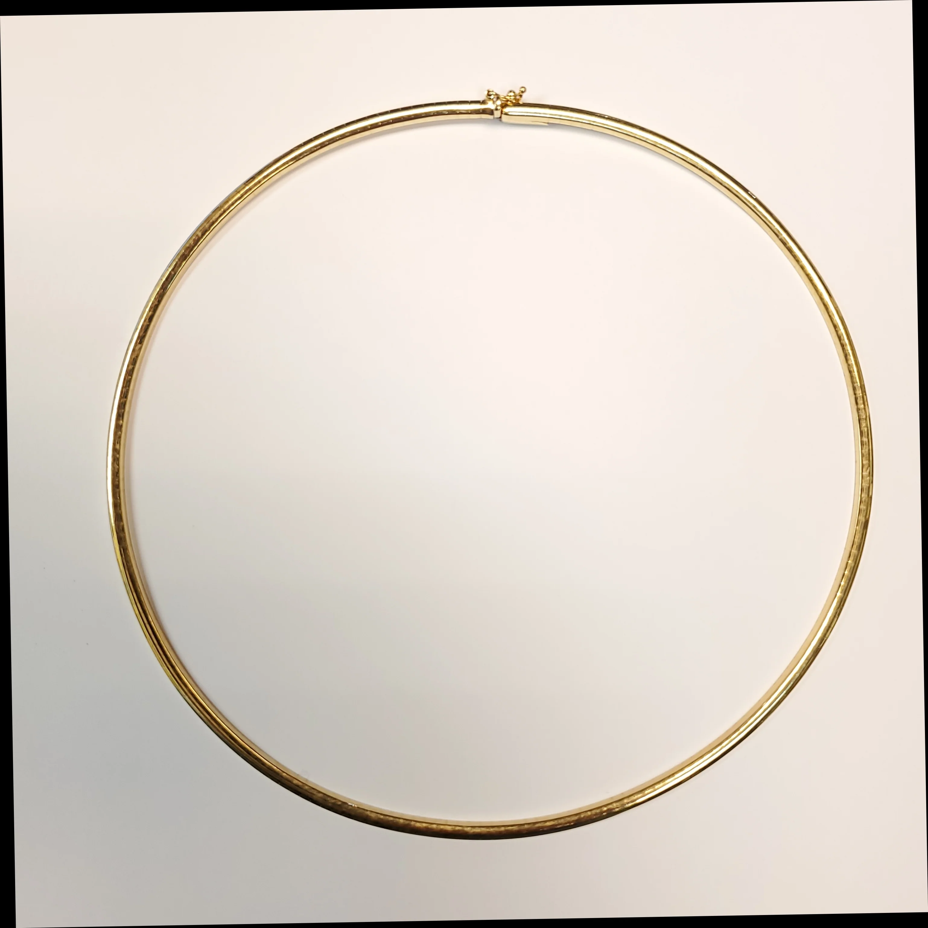 14kt Yellow Gold Bombe Style Omega Necklace