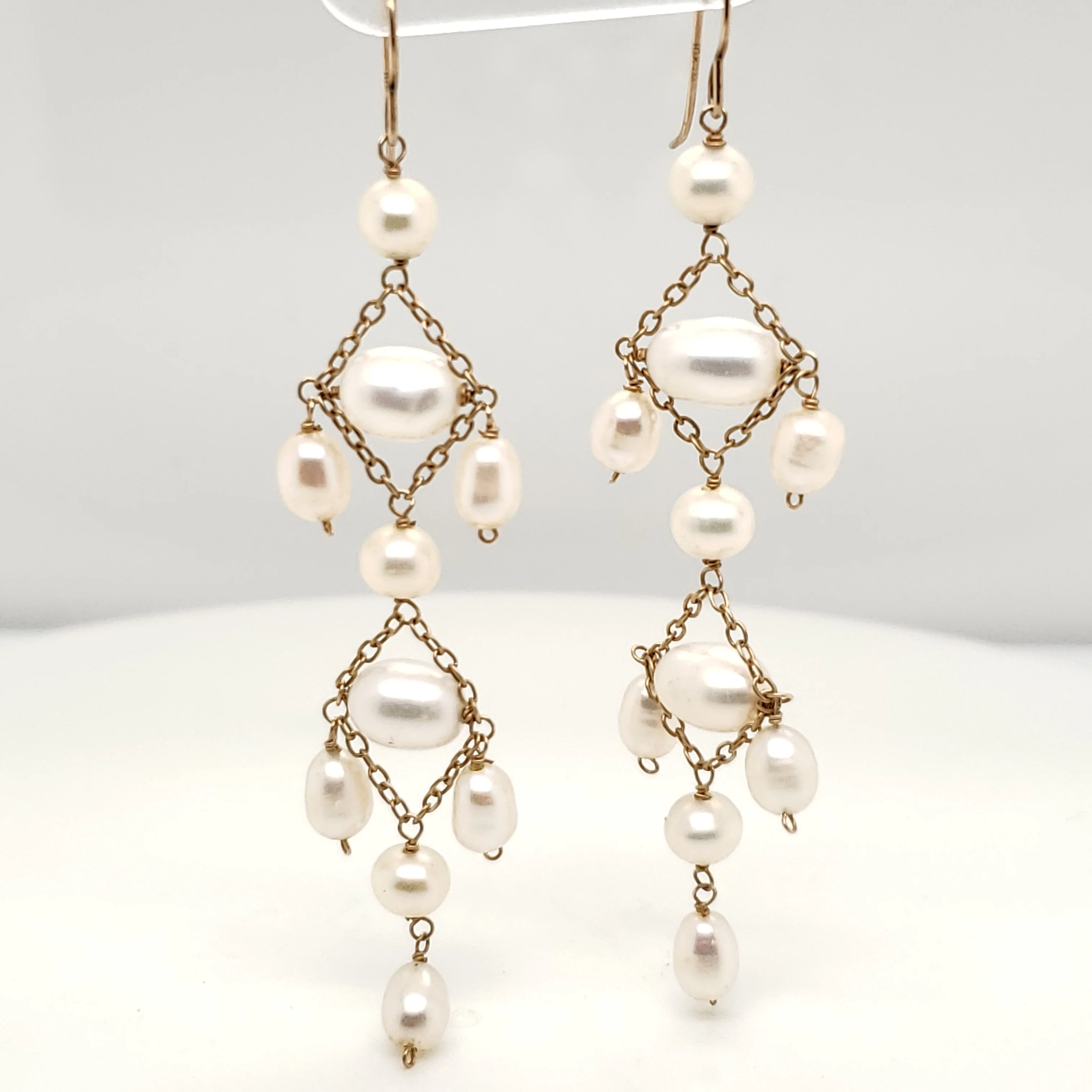 14kt Yellow Gold Dangling Fresh Water Pearl Earrings