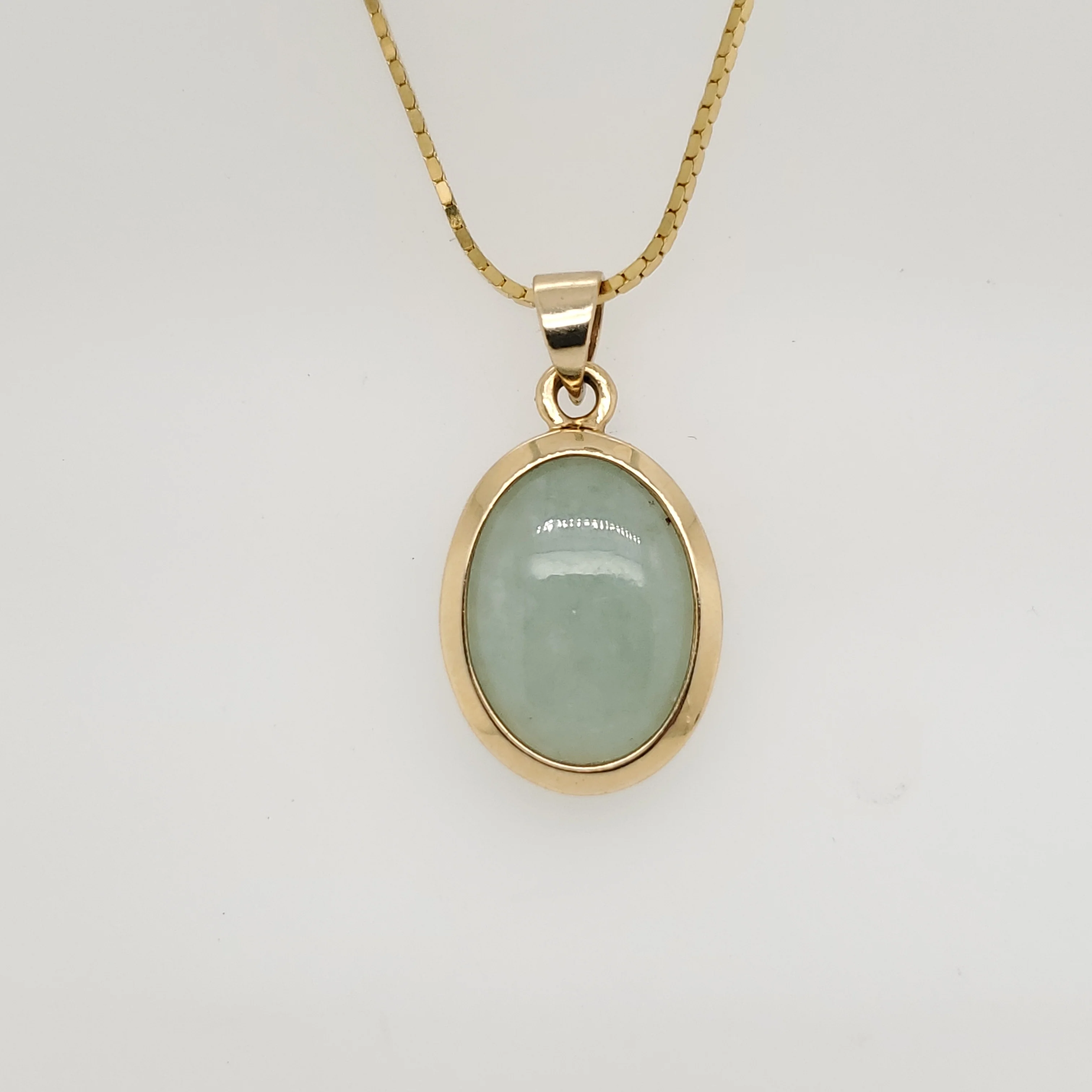14kt Yellow Gold Jade Pendant