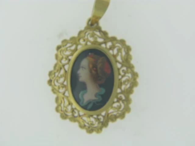 18Kt Gold Miniature Portrait Pendant