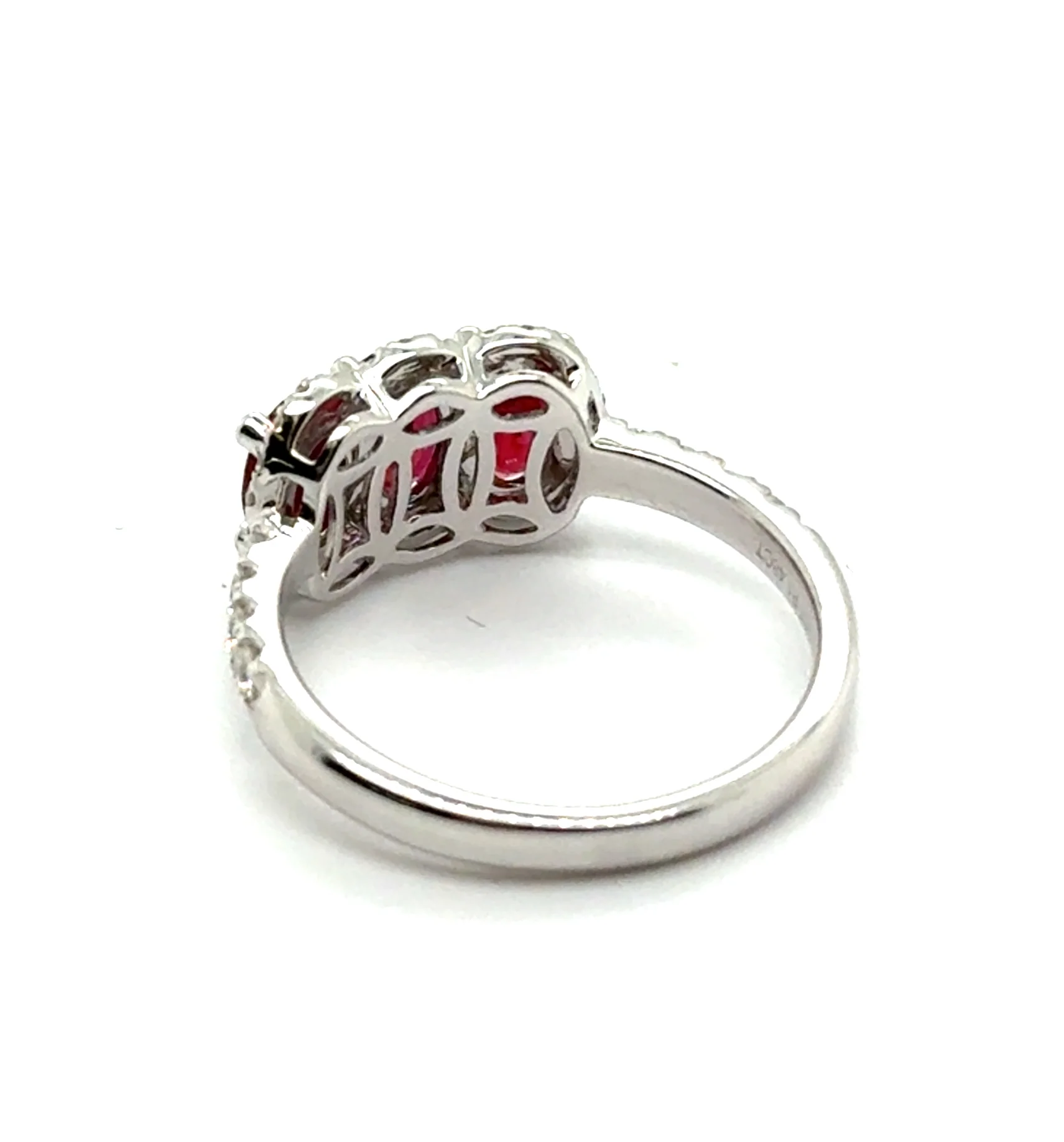 18kt White Gold 1.81Ctw Oval Ruby And Diamond Ring - Image 2