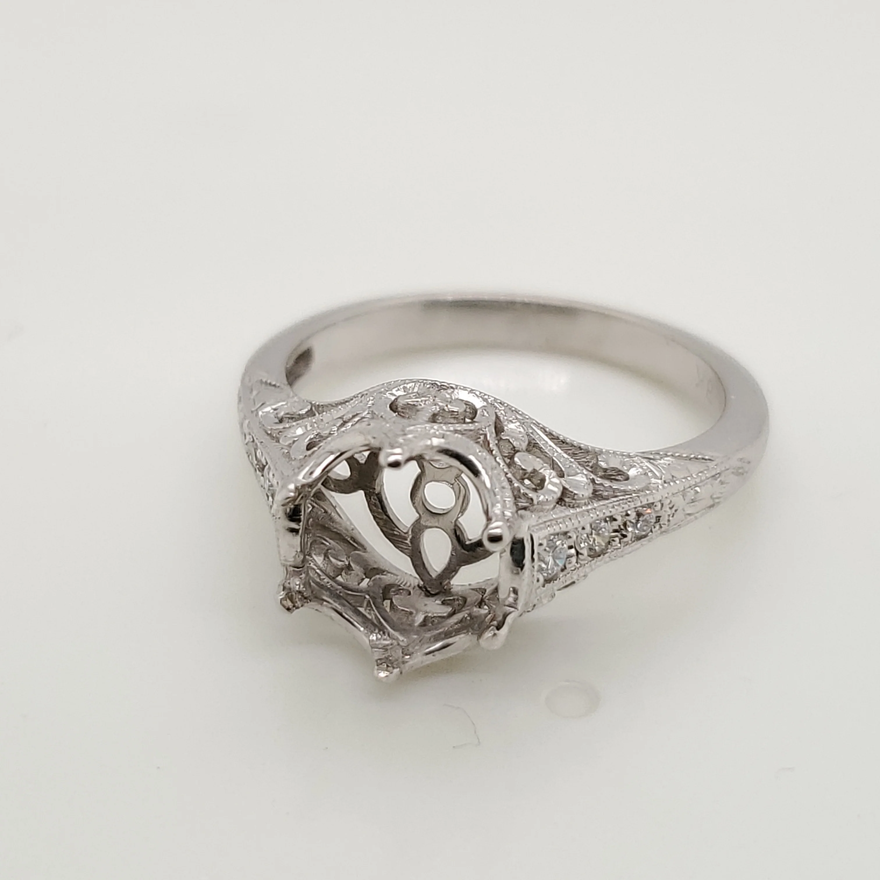 18kt White Gold Modern Edwardian Style Diamond Engagmeent Ring Mounting