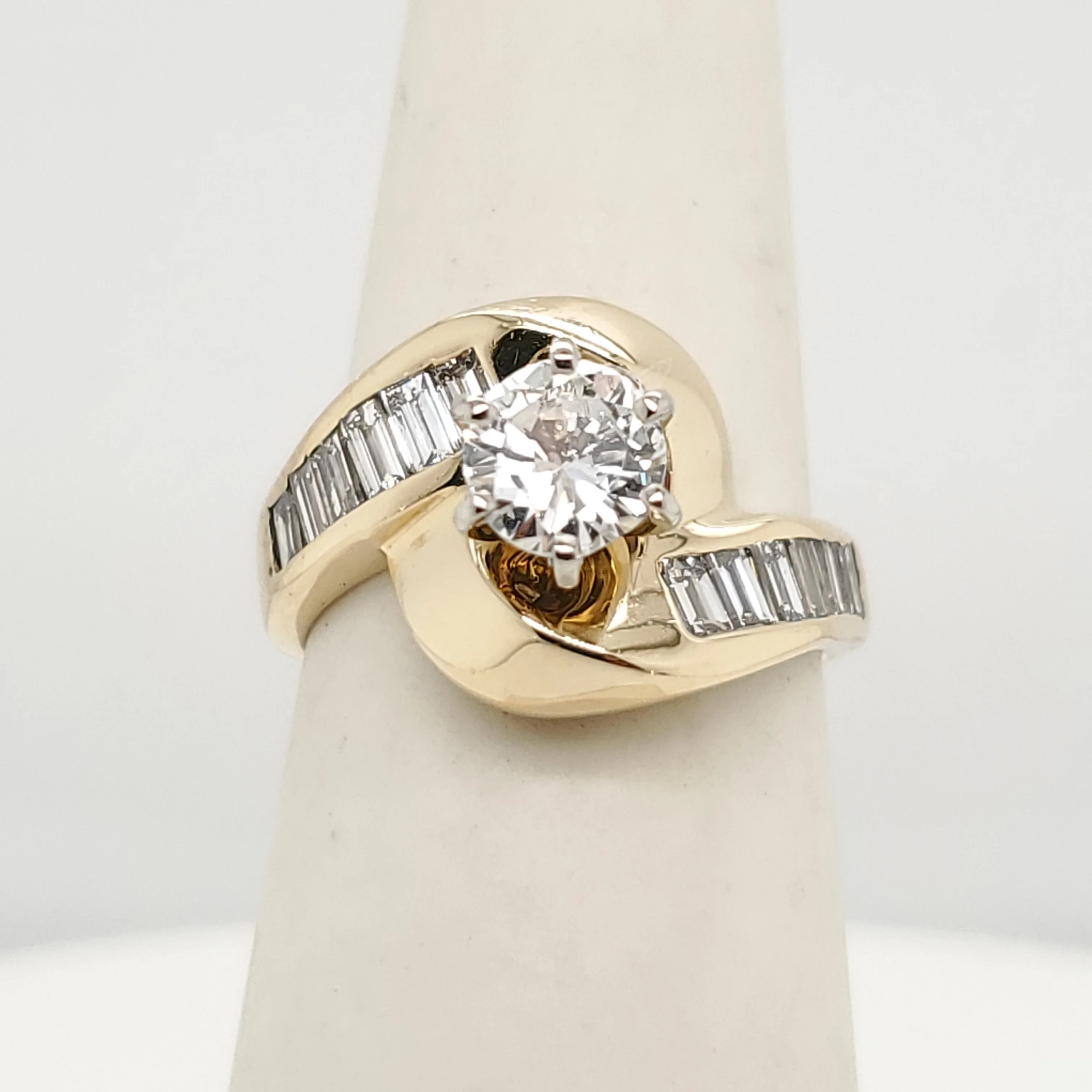 18kt Yellow Gold .55 Carat Round Brilliant Cut Diamond Engagement Ring