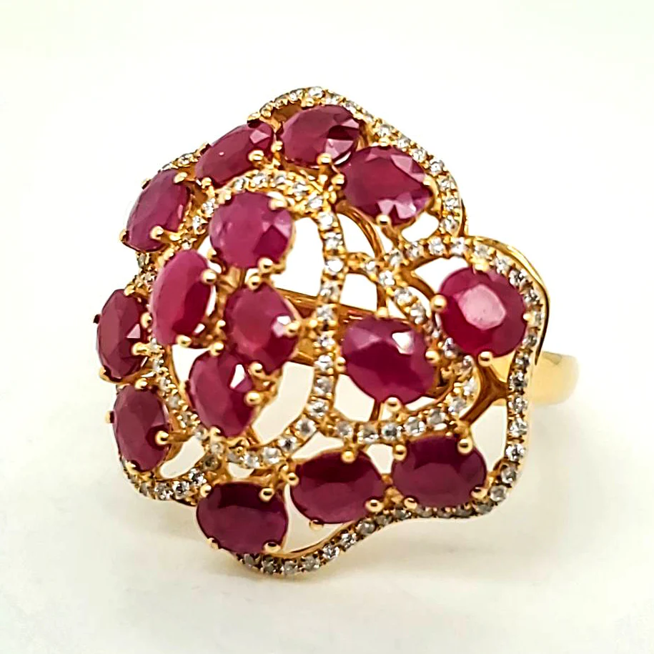 18kt Yellow Gold Ruby and Diamond Statement Ring - Image 2