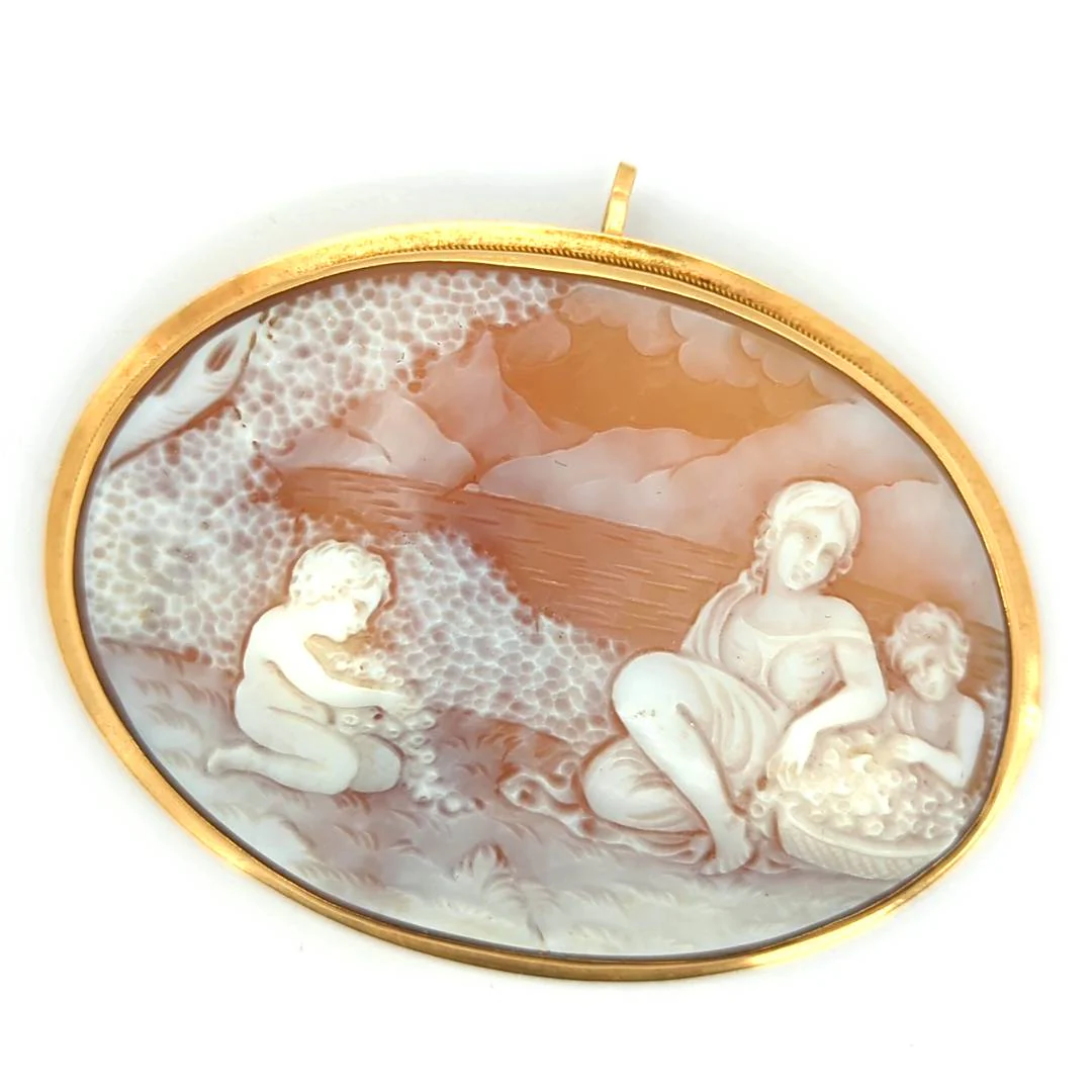 Antique Horizontal Carved Shell Cameo - Image 2