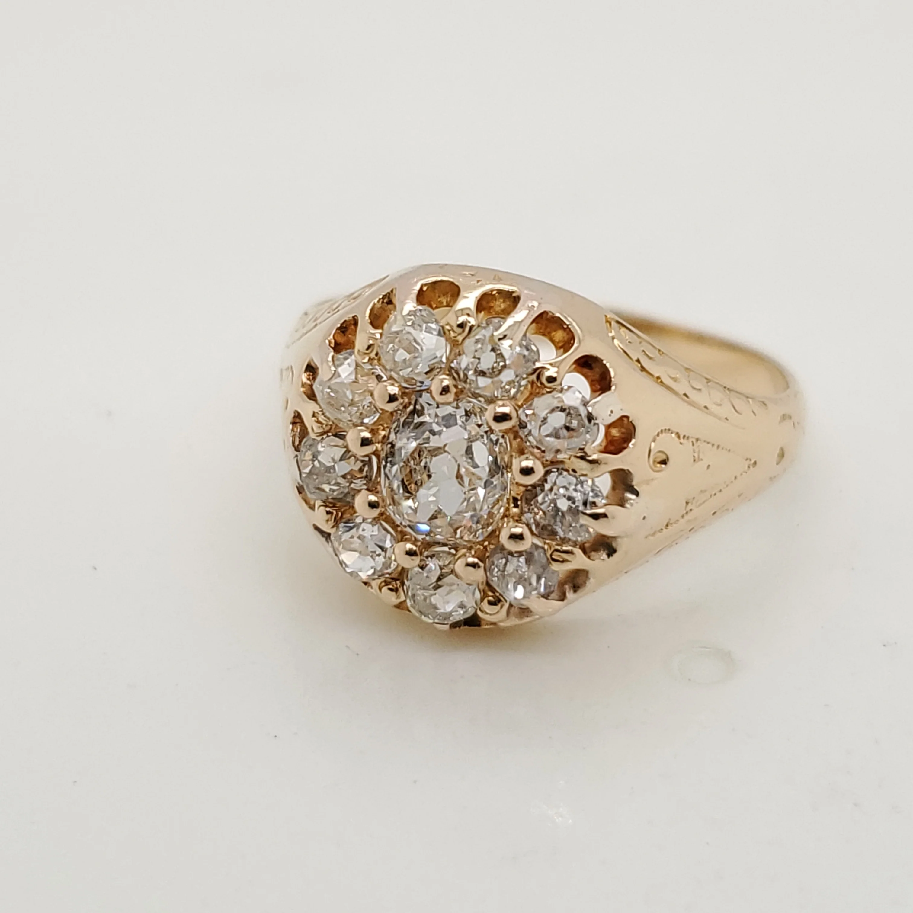 Antique Victoprian 18kt Yellow Gold Diamond Ring