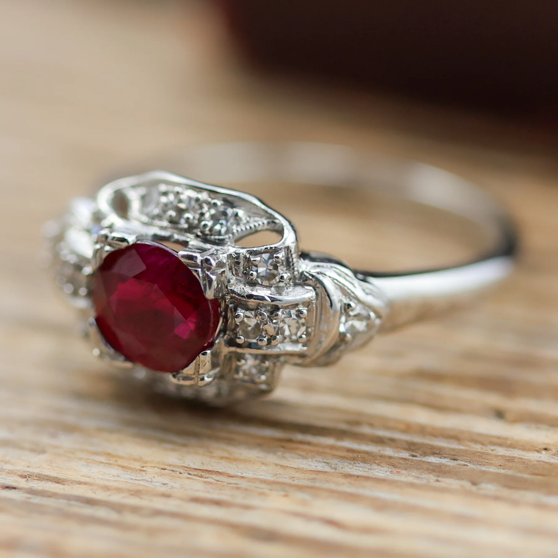 Art Deco Platinum Ruby and Diamond Ring - Image 3