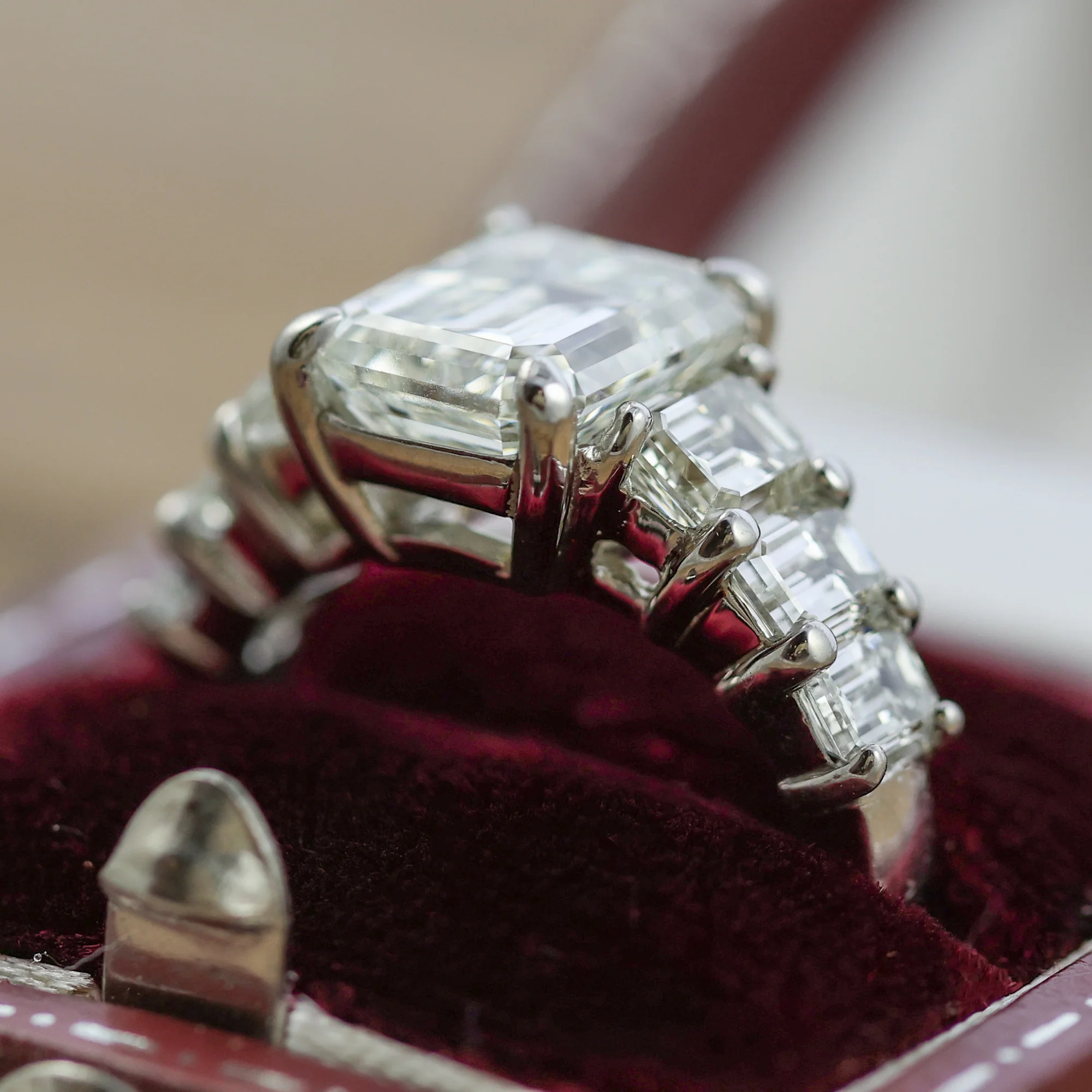 Platinum 4.10 Carat Emerald Cut Diamond Engagement Ring - Image 2