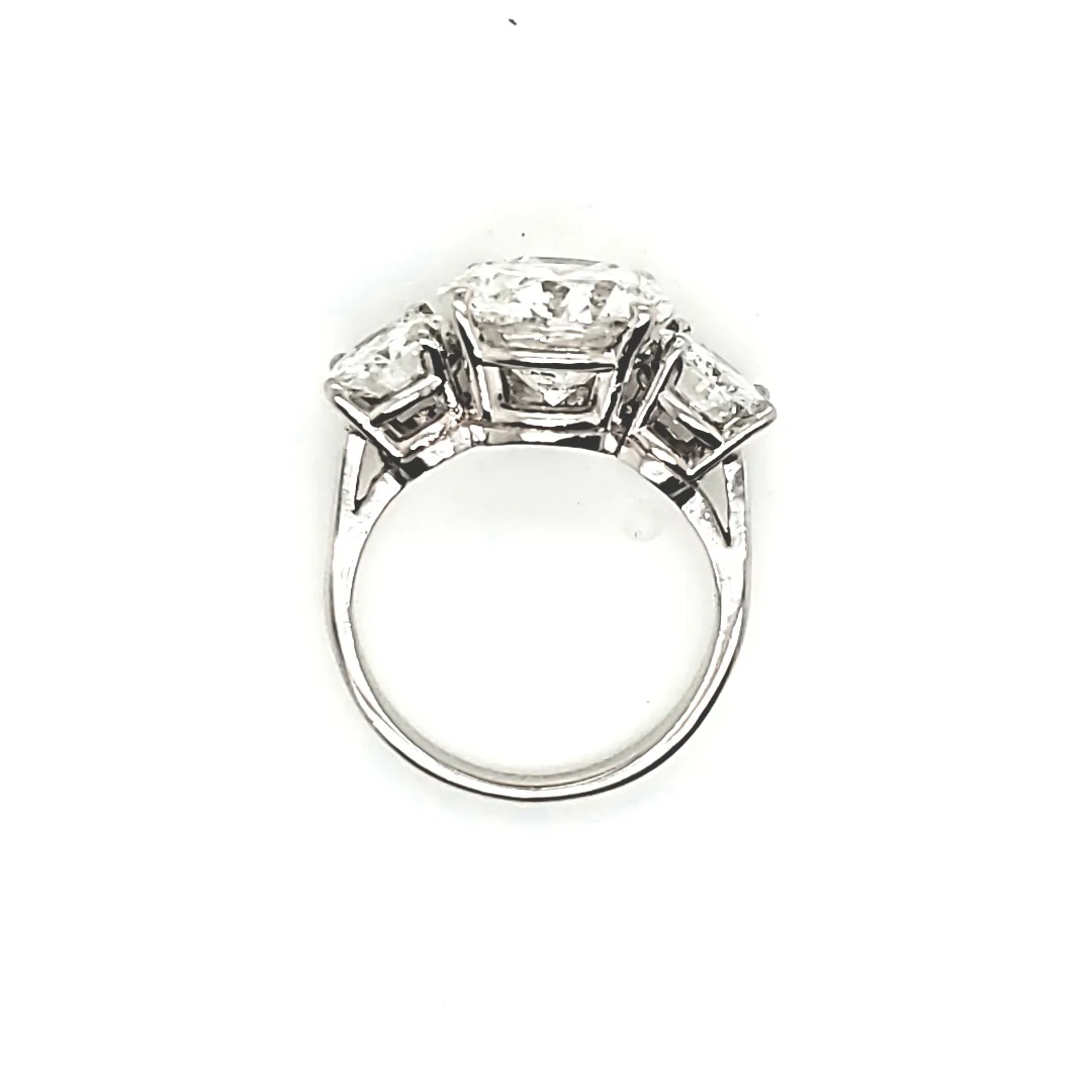 Platinum 5.02 Carat Round Diamond Engagement Ring - Image 3