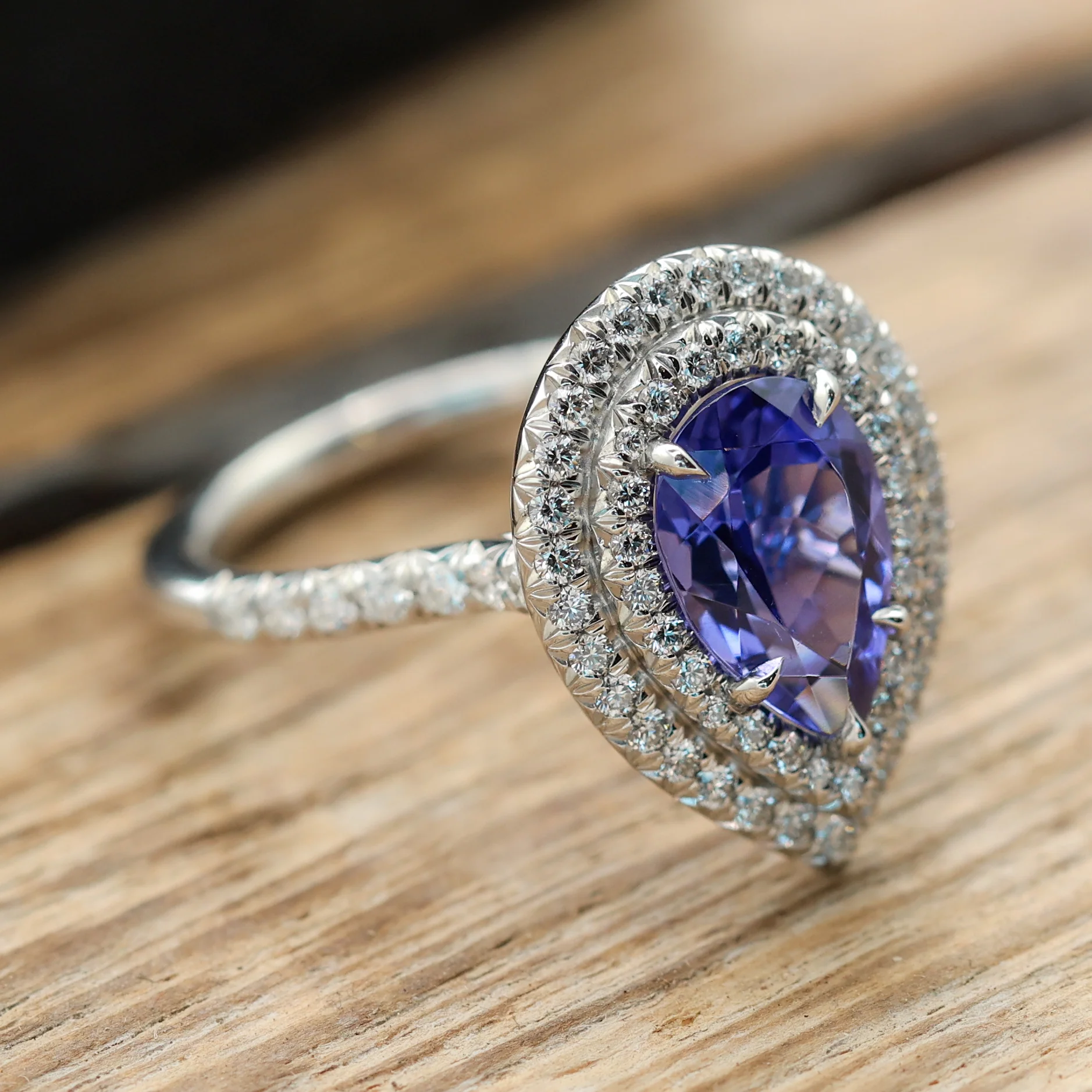 Pre-owned Tiffany & Co Platinum And Tanzanite Ring - Image 5