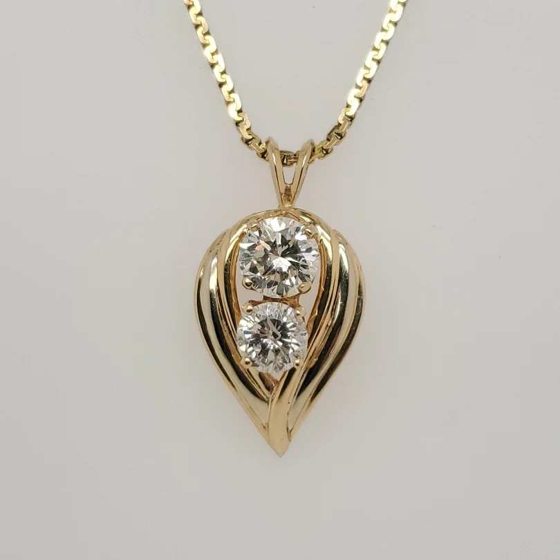 Two Round Brilliant Cut Diamond Pendant in 14Kt Yellow Gold