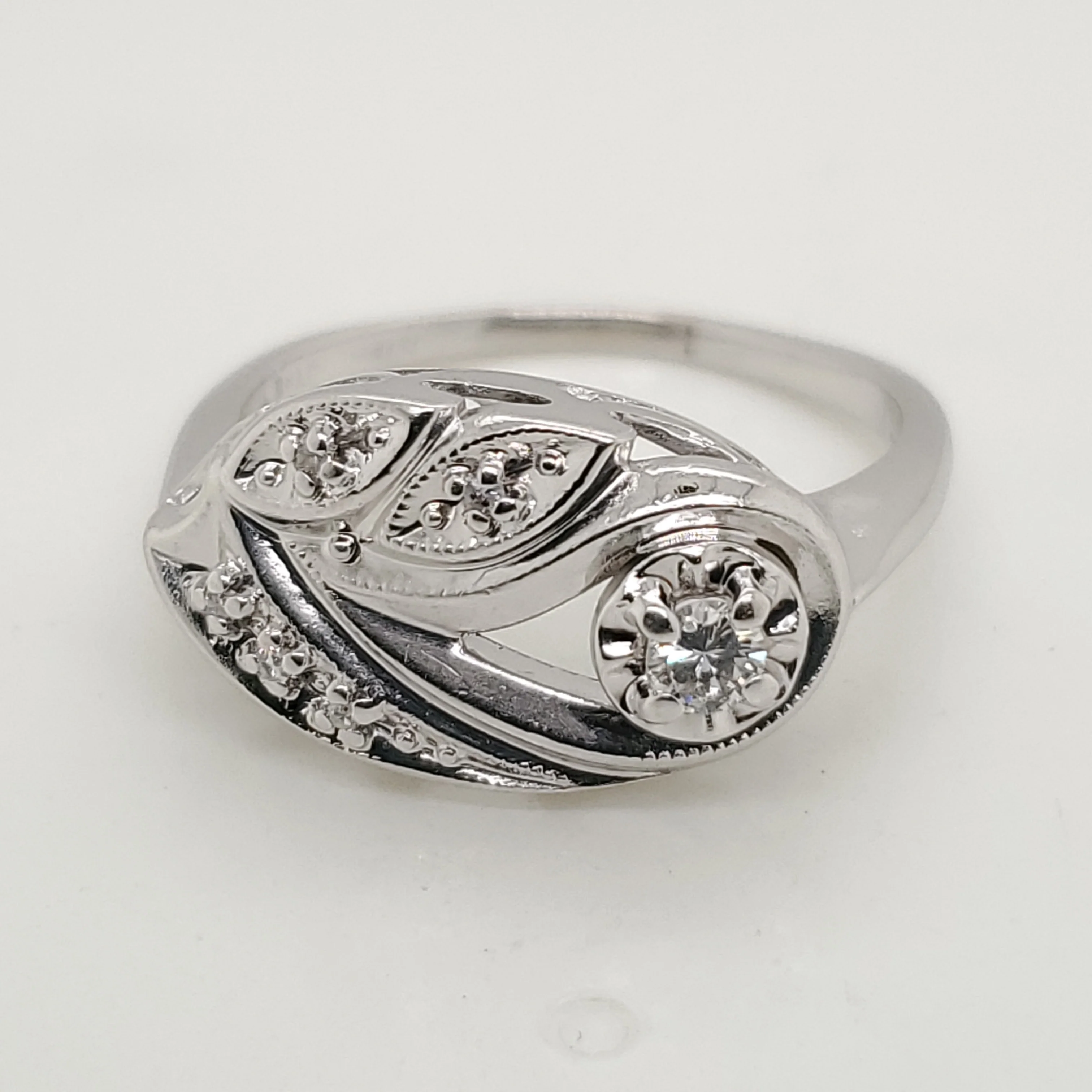 Vintage 14kt White Gold Diamond Princess Ring