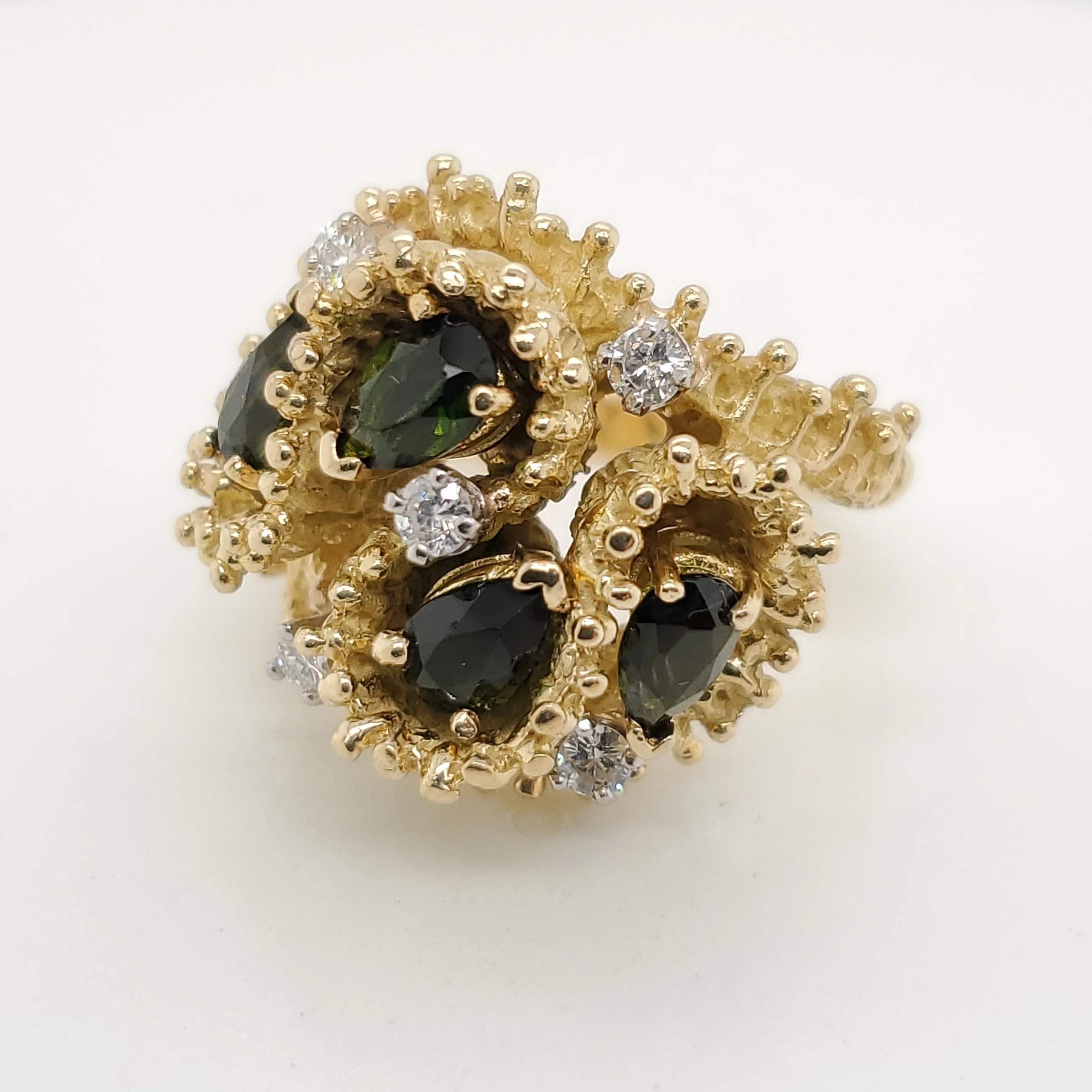 Vintage 18kt Yellow Gold Brutalist Design Green Tourmaline and Diamond Ring