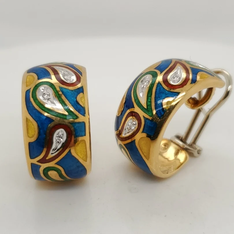Vintage 18kt Yellow Gold Enamel and Diamond Earrings