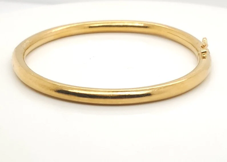 Vintage 22kt Yellow gold Bangle Bracelet