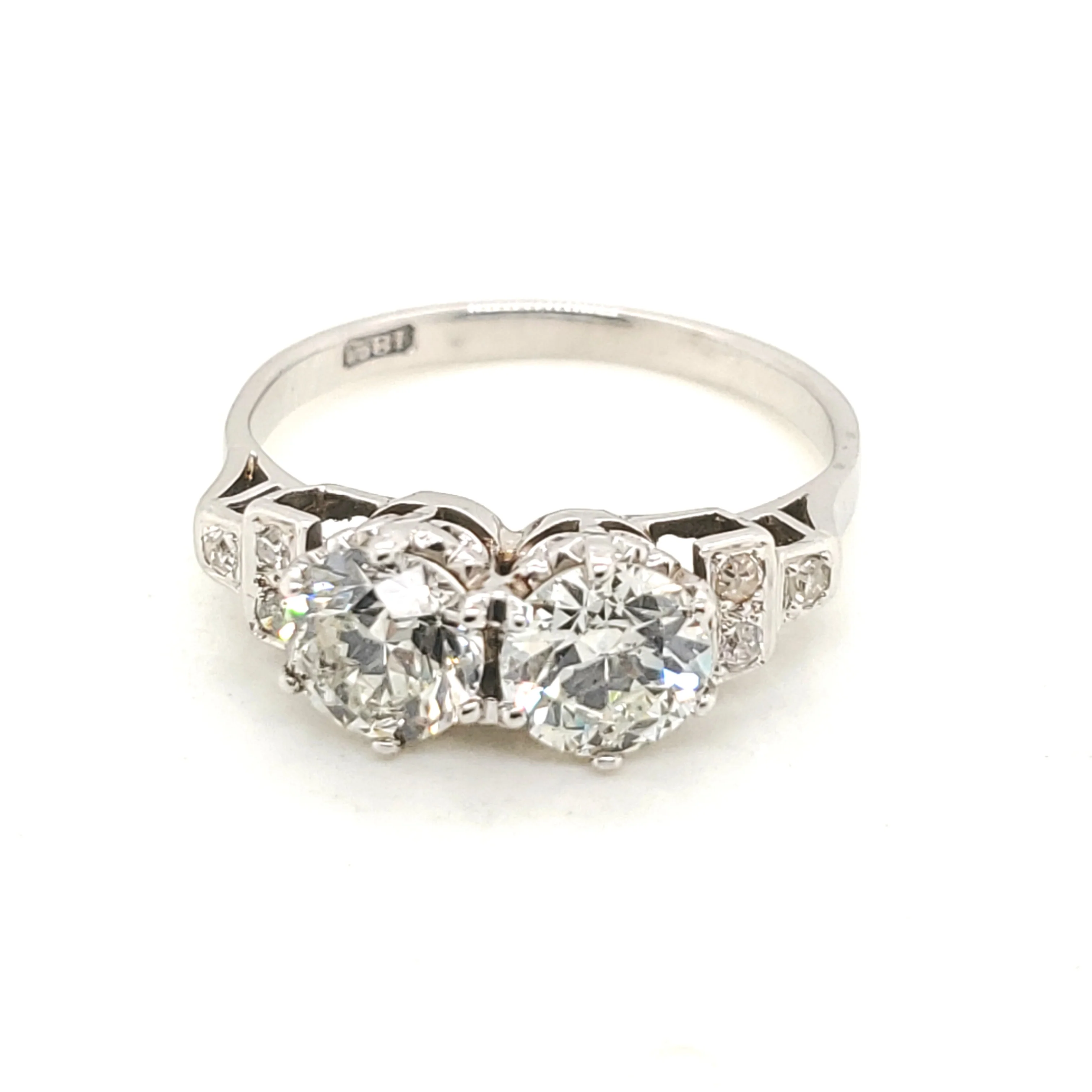 Vintage Art Deco 18kt White Gold Double Diamond ring